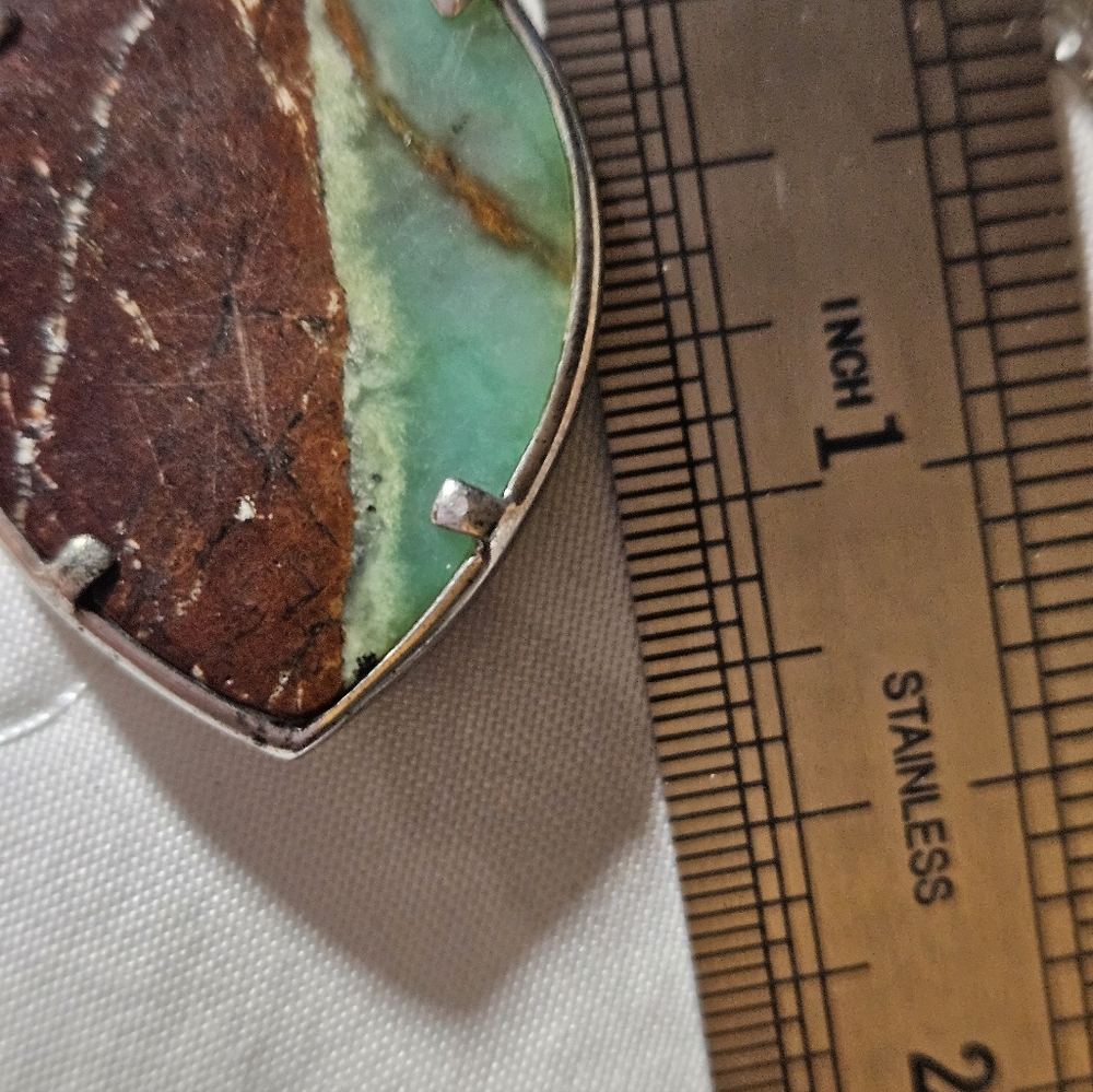 Elegant Silver and Brown Pendant Necklace - Picture 10 of 12